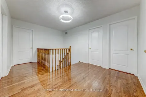 71 Bean Crescent Ajax ON L1T 4N8