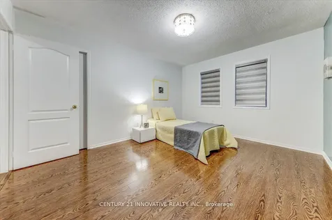 71 Bean Crescent Ajax ON L1T 4N8