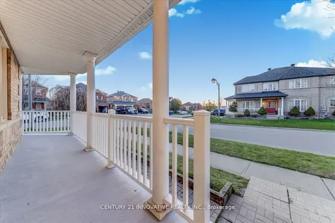 71 Bean Crescent Ajax ON L1T 4N8