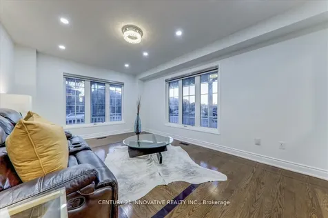 71 Bean Crescent Ajax ON L1T 4N8