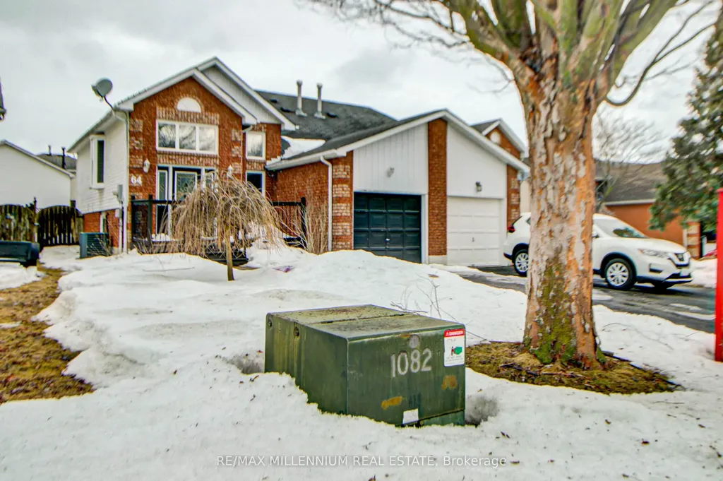 64 Fenwick Avenue Clarington ON L1C 4S1
