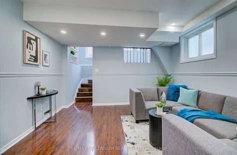 64 Fenwick Avenue Clarington ON L1C 4S1