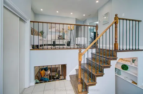 64 Fenwick Avenue Clarington ON L1C 4S1