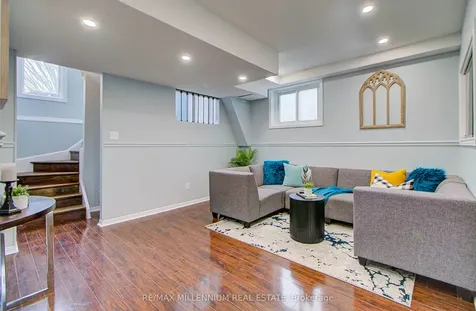 64 Fenwick Avenue Clarington ON L1C 4S1