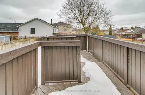 64 Fenwick Avenue Clarington ON L1C 4S1