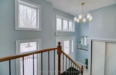 64 Fenwick Avenue Clarington ON L1C 4S1