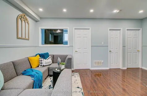 64 Fenwick Avenue Clarington ON L1C 4S1