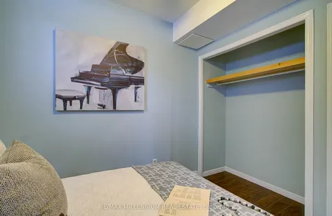 64 Fenwick Avenue Clarington ON L1C 4S1