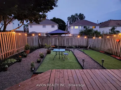 17 Wrenn Boulevard Clarington ON L1C 4N1