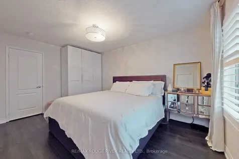 22 Quarrie Lane Ajax ON L1T 0N1