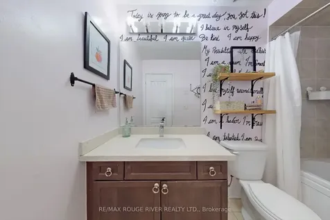 22 Quarrie Lane Ajax ON L1T 0N1