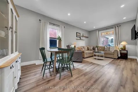 19 Carlisle Avenue Clarington ON L1C 1W4