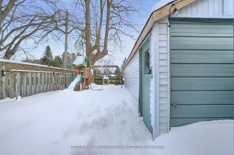 19 Carlisle Avenue Clarington ON L1C 1W4