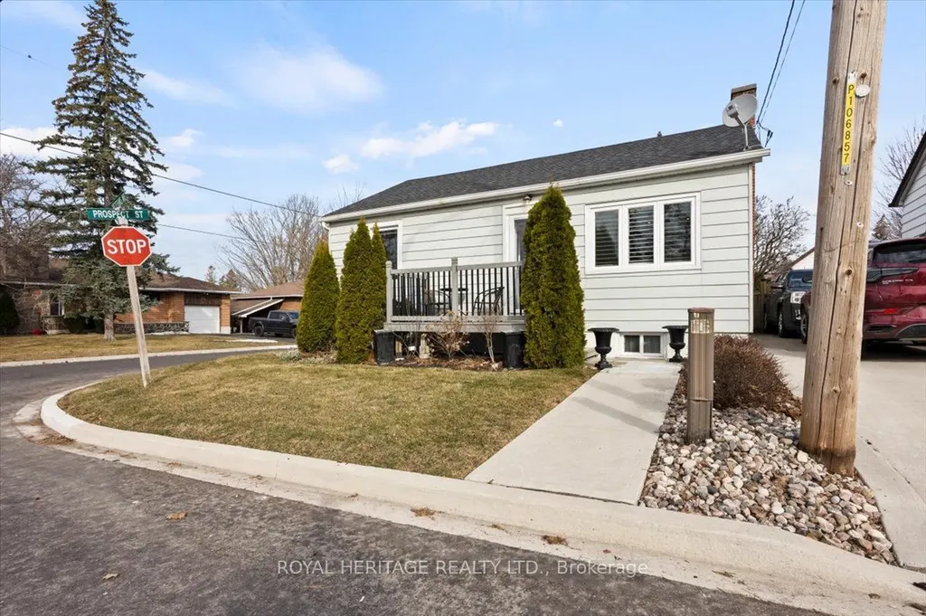 12 Veterans Avenue Clarington ON L1C 3C3