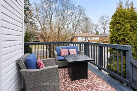 12 Veterans Avenue Clarington ON L1C 3C3