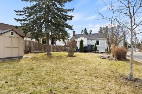 12 Veterans Avenue Clarington ON L1C 3C3