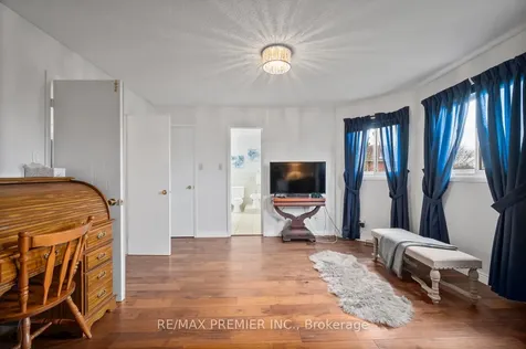 1086 Shoal Point Road S Ajax ON L1S 6Y9