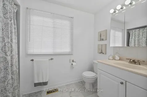 1086 Shoal Point Road S Ajax ON L1S 6Y9