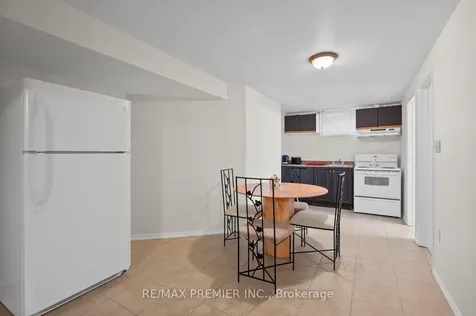 1086 Shoal Point Road S Ajax ON L1S 6Y9