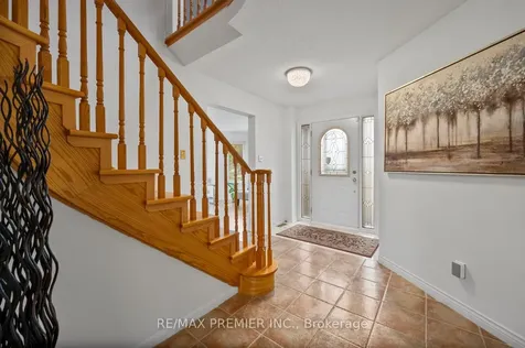 1086 Shoal Point Road S Ajax ON L1S 6Y9