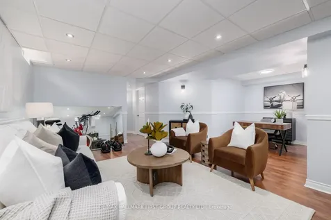 24 Staples Avenue Clarington ON L1E 3H3