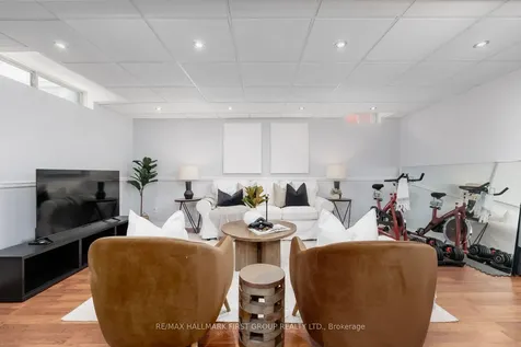 24 Staples Avenue Clarington ON L1E 3H3