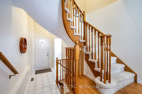 14 Trewin Lane Clarington ON L1C 4W9