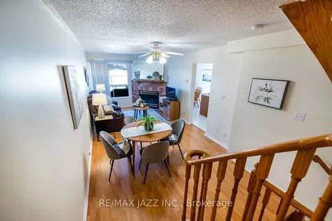 14 Trewin Lane Clarington ON L1C 4W9