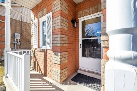 14 Trewin Lane Clarington ON L1C 4W9