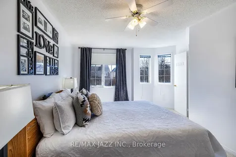 14 Trewin Lane Clarington ON L1C 4W9