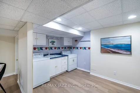 14 Trewin Lane Clarington ON L1C 4W9