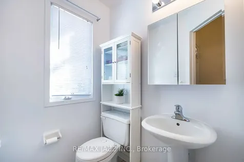 14 Trewin Lane Clarington ON L1C 4W9