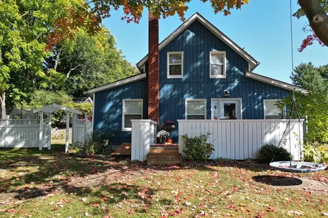 136 Station Street Clarington ON L0B 1M0