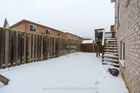 19 Partner Drive Clarington ON L1E 3J1