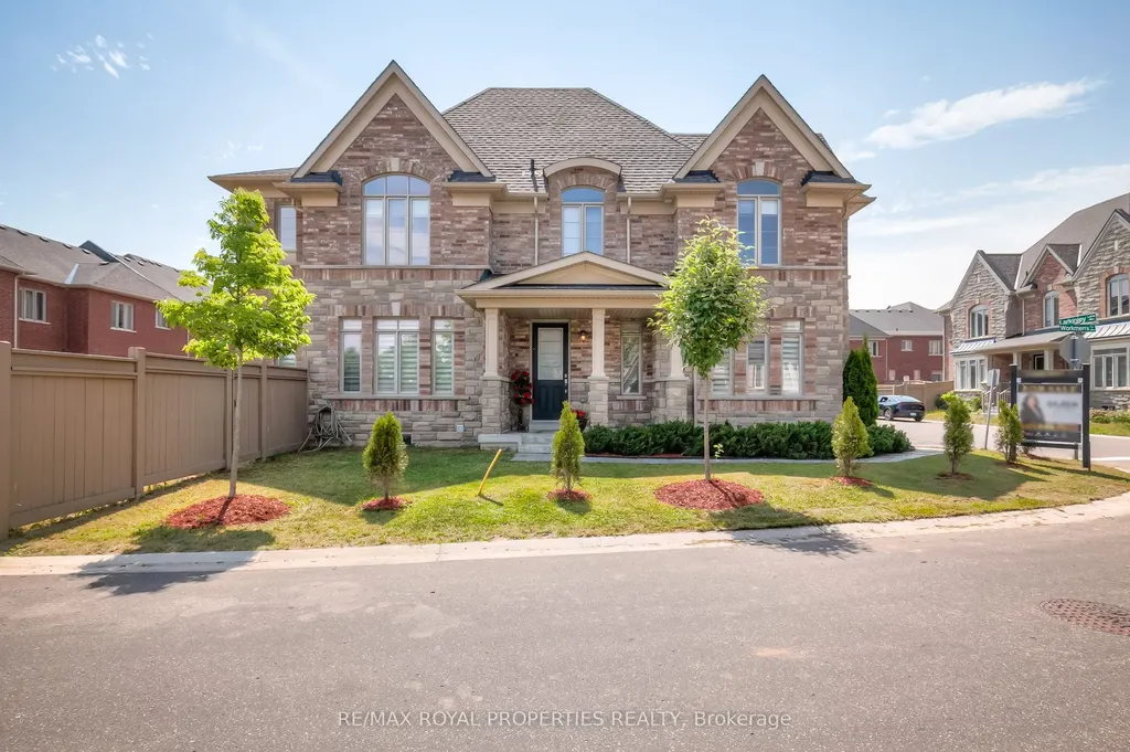 101 Larkinley Lane Ajax ON L1T 0N7