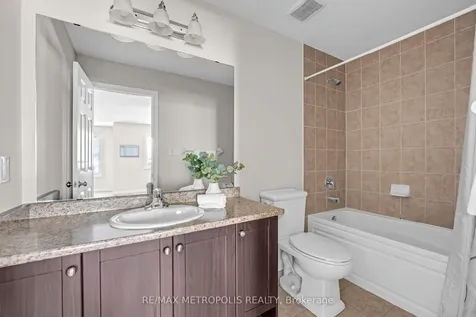 22 Bignell Crescent Ajax ON L1Z 0P6