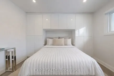 12 Bonnechere Crescent Toronto ON M1K 4Y8