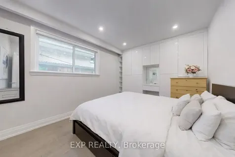 12 Bonnechere Crescent Toronto ON M1K 4Y8