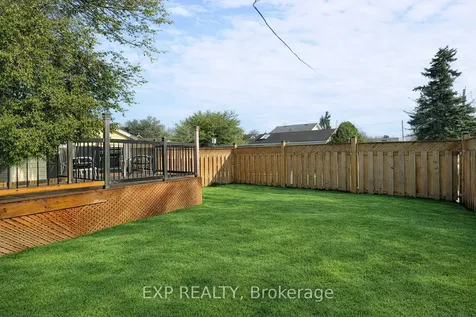 12 Bonnechere Crescent Toronto ON M1K 4Y8