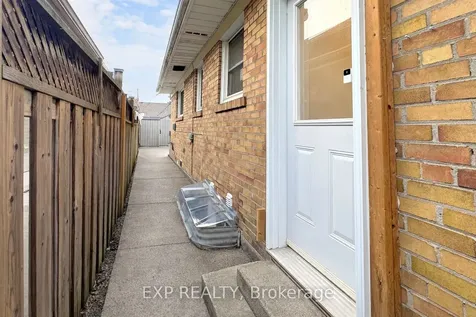 12 Bonnechere Crescent Toronto ON M1K 4Y8