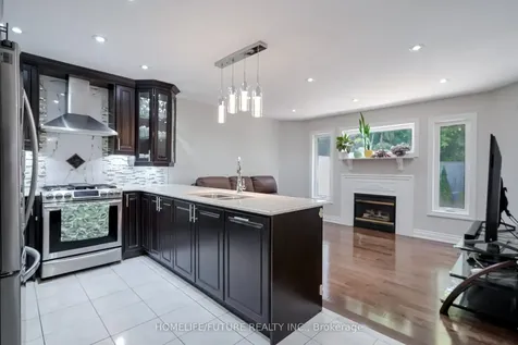 37 Tawn Crescent Ajax ON L1Z 1H9