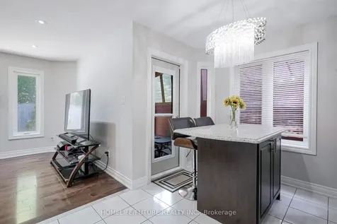 37 Tawn Crescent Ajax ON L1Z 1H9