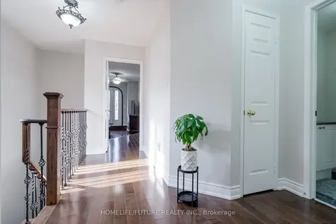 37 Tawn Crescent Ajax ON L1Z 1H9