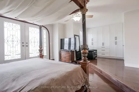 37 Tawn Crescent Ajax ON L1Z 1H9