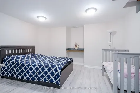 37 Tawn Crescent Ajax ON L1Z 1H9