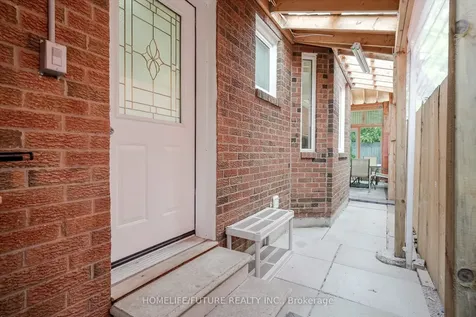 37 Tawn Crescent Ajax ON L1Z 1H9