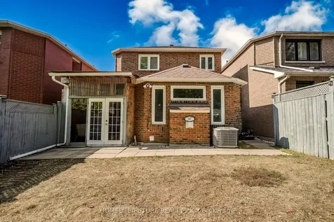 37 Tawn Crescent Ajax ON L1Z 1H9