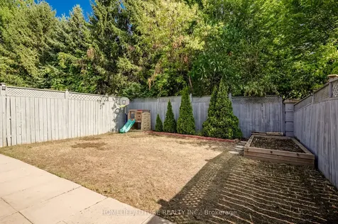 37 Tawn Crescent Ajax ON L1Z 1H9