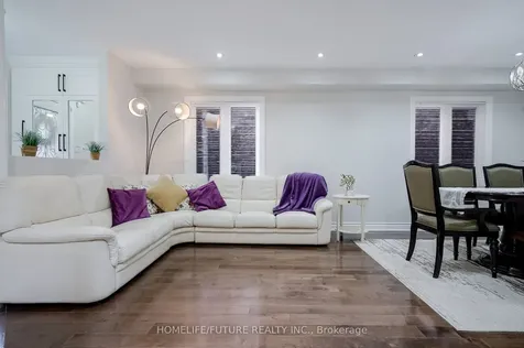 37 Tawn Crescent Ajax ON L1Z 1H9