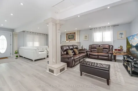 574 Antigua Crescent Oshawa ON L1J 6B4